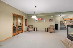 9001 Springwood Dr, Woodbury, MN 55125 - Photo 36