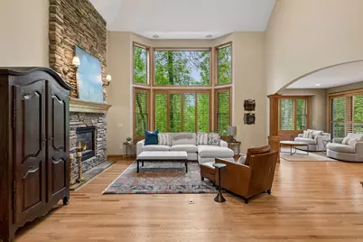 9001 Springwood Drive, Woodbury, MN 55125 - Photo 64