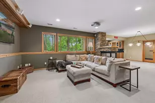 9001 Springwood Dr, Woodbury, MN 55125 - Photo 30