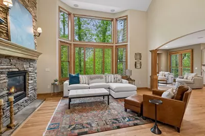 9001 Springwood Drive, Woodbury, MN 55125 - Photo 8