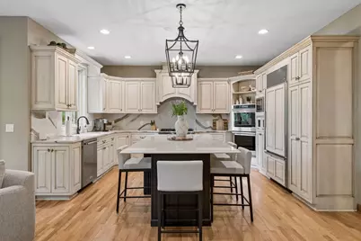 9001 Springwood Drive, Woodbury, MN 55125 - Photo 12