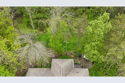 9001 Springwood Drive, Woodbury, MN 55125 - Photo 60
