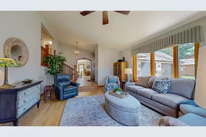 645 Farr Court, Eau Claire, WI 54701 - Photo 8