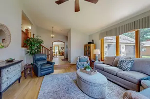 645 Farr Ct, Eau Claire, WI 54701 - Photo 8