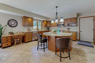645 Farr Ct, Eau Claire, WI 54701 - Photo 12