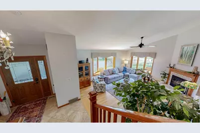 645 Farr Court, Eau Claire, WI 54701 - Photo 6