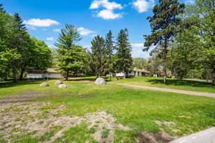 1125 Oakview Ln N, Plymouth, MN 55441 - Photo 2