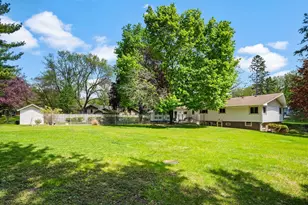 1125 Oakview Ln N, Plymouth, MN 55441 - Photo 28