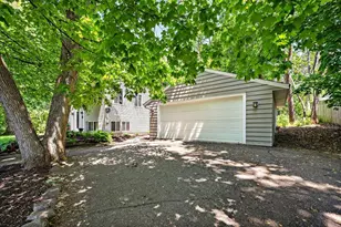 5200 Greenwood Cir, Excelsior, MN 55331 - Photo 24