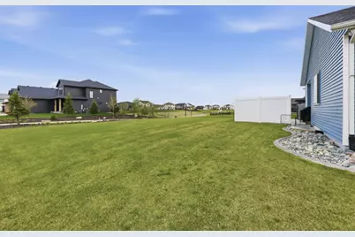 8853 Meadowlark Parkway, Horace, ND 58047 - Photo 4