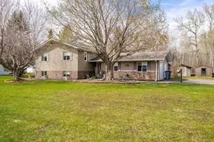 9105 Falcon St, Duluth, MN 55808 - Photo 2