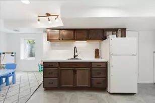 3644 Hubbard Ave N, Robbinsdale, MN 55422 - Photo 28