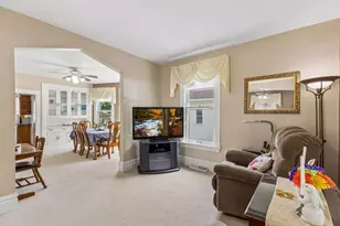 430 Arbor St, Saint Paul, MN 55102 - Photo 8