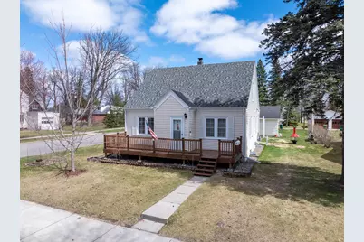 932 NW 1st Avenue, Grand Rapids, MN 55744 - Photo 2