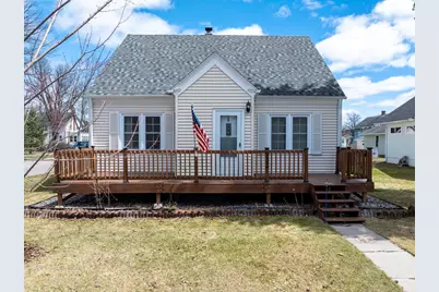 932 NW 1st Avenue, Grand Rapids, MN 55744 - Photo 1