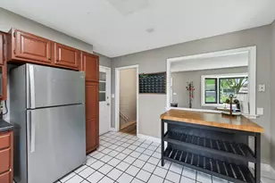 2041 Emerald Ln, Eagan, MN 55122 - Photo 12