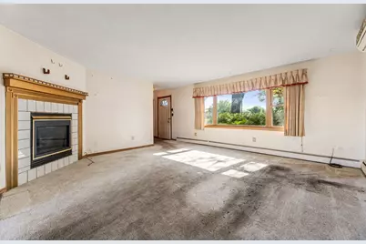 407 Hiawatha Boulevard, Winona, MN 55987 - Photo 4