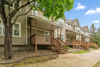 29 River Bend Place, Chaska, MN 55318 - Photo 2
