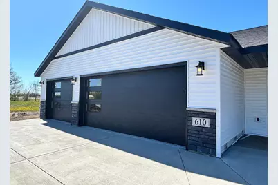 610 Lanigan Way SE, Saint Joseph, MN 56374 - Photo 2