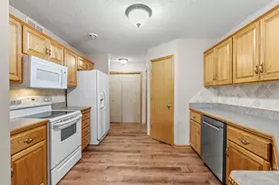 10795 Unity Ln N, Brooklyn Park, MN 55443 - Photo 20