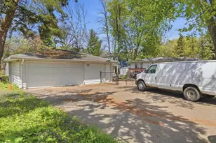 1122 County Rd C E, Maplewood, MN 55109 - Photo 34