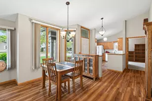 3142 Manitou Dr, White Bear Lake, MN 55110 - Photo 10