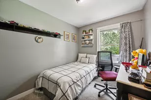 1613 Lyn-Curve Ave N, Minneapolis, MN 55411 - Photo 10