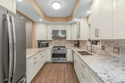 1900 Victoria Road S #C, Mendota Heights, MN 55118 - Photo 10