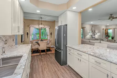 1900 Victoria Road S #C, Mendota Heights, MN 55118 - Photo 8