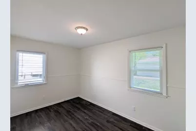 1326 Clarence Street, Saint Paul, MN 55106 - Photo 6