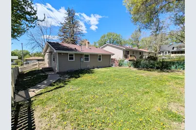 1326 Clarence Street, Saint Paul, MN 55106 - Photo 10