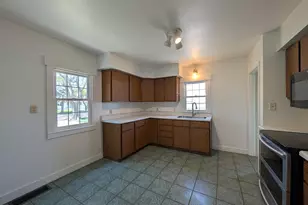 160 10th St, Tracy, MN 56175 - Photo 2