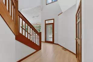 1052 Foxcroft Cir SW, Rochester, MN 55902 - Photo 4