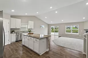 7654 207th St W, Lakeville, MN 55044 - Photo 12