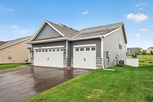 7654 207th St W, Lakeville, MN 55044 - Photo 2