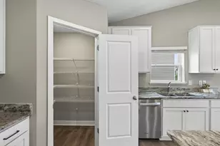 7654 207th St W, Lakeville, MN 55044 - Photo 18