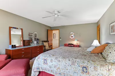 8777 Cottonwood Lane, Eden Prairie, MN 55347 - Photo 28
