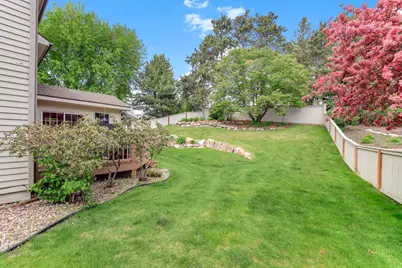 8777 Cottonwood Lane, Eden Prairie, MN 55347 - Photo 48