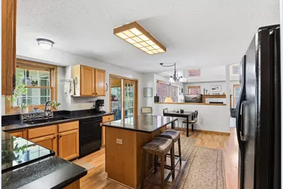 8777 Cottonwood Lane, Eden Prairie, MN 55347 - Photo 16