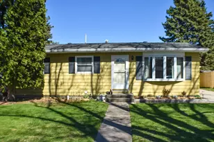 1410 19 1/2 Street S, Moorhead, MN 56560 - Photo 1