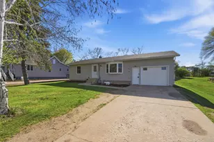 528 Walnut St S, Sauk Centre Township, MN 56378 - Photo 1