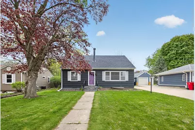 1211 9th Avenue NW, Rochester, MN 55901 - Photo 1