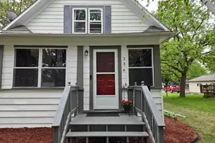 336 Erie St SE, Hutchinson, MN 55350 - Photo 2