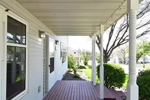 131 E 7th St, Zumbrota, MN 55992 - Photo 4