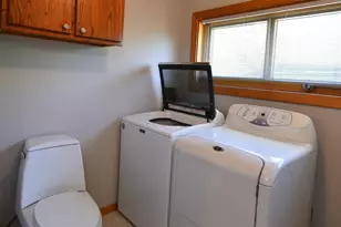 131 E 7th St, Zumbrota, MN 55992 - Photo 34
