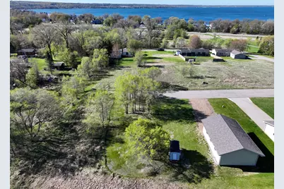 725 7th Avenue NW, Glenwood, MN 56334 - Photo 8