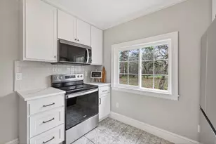 1749 Hamline Ave N, Falcon Heights, MN 55113 - Photo 12