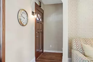 1070 Dale St N, Saint Paul, MN 55117 - Photo 14