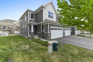 11502 81st Pl N, Maple Grove, MN 55369 - Photo 2