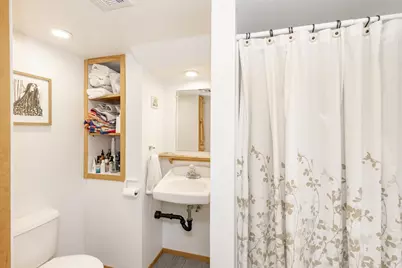205 20th Avenue N, Fargo, ND 58102 - Photo 36